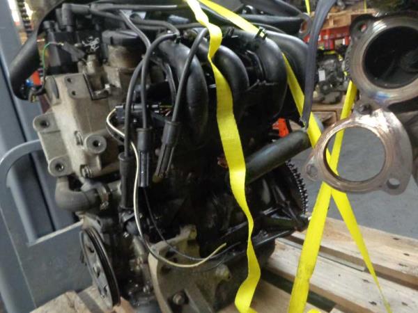 MOTEUR RENAULT 1.2 ESSENCE CODE D7FB700 - Vue 3